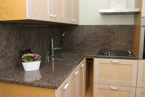 Столешница из гранита Labradorite Antique